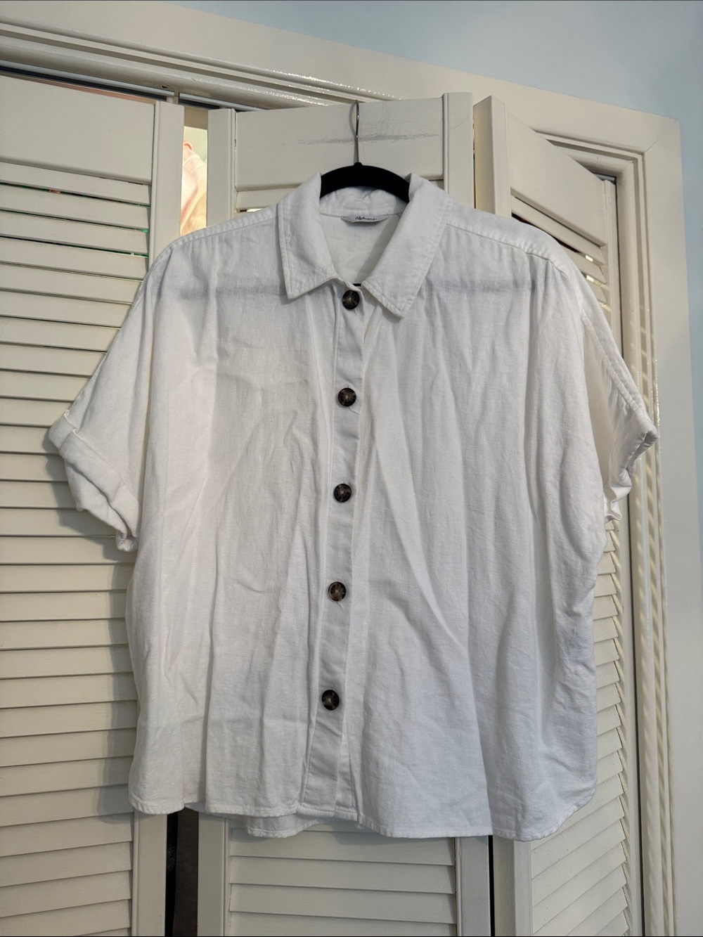 🤍 Reitmans White Linen Short-Sleeve Button-Up Shirt